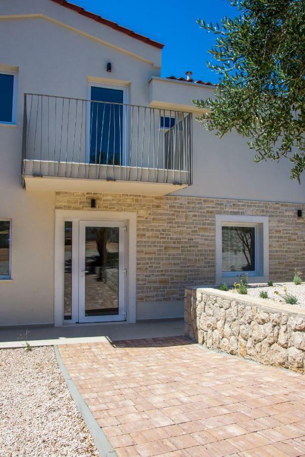 Villa Rooms Mediteran Borovici Bagian luar foto