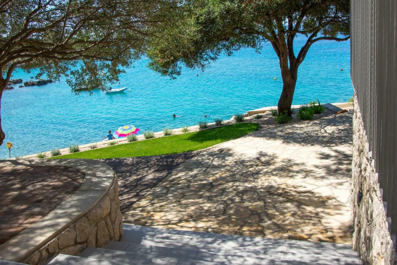 Villa Rooms Mediteran Borovici Bagian luar foto